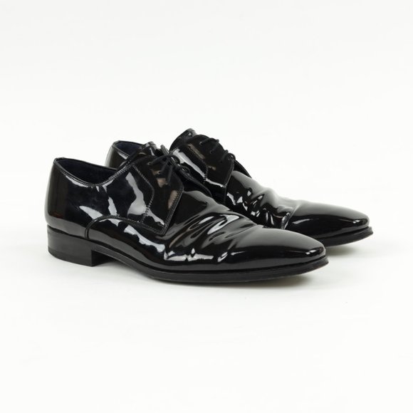 magnanni patent leather shoes